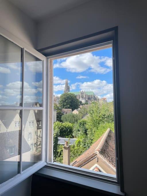 Duplex Bord De L'Eure - Parking Inclus - Jolie Vue Sur La Cathedrale Apartment Chartres Luaran gambar